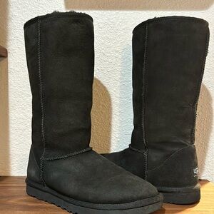 UGG classic black boots. Size 7.